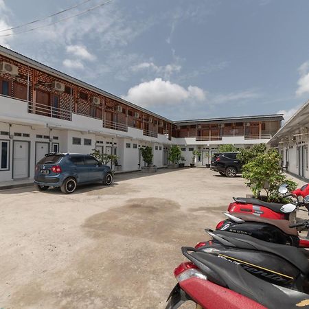 Reddoorz Syariah Near Jakabaring Sport City Palimbão Exterior foto
