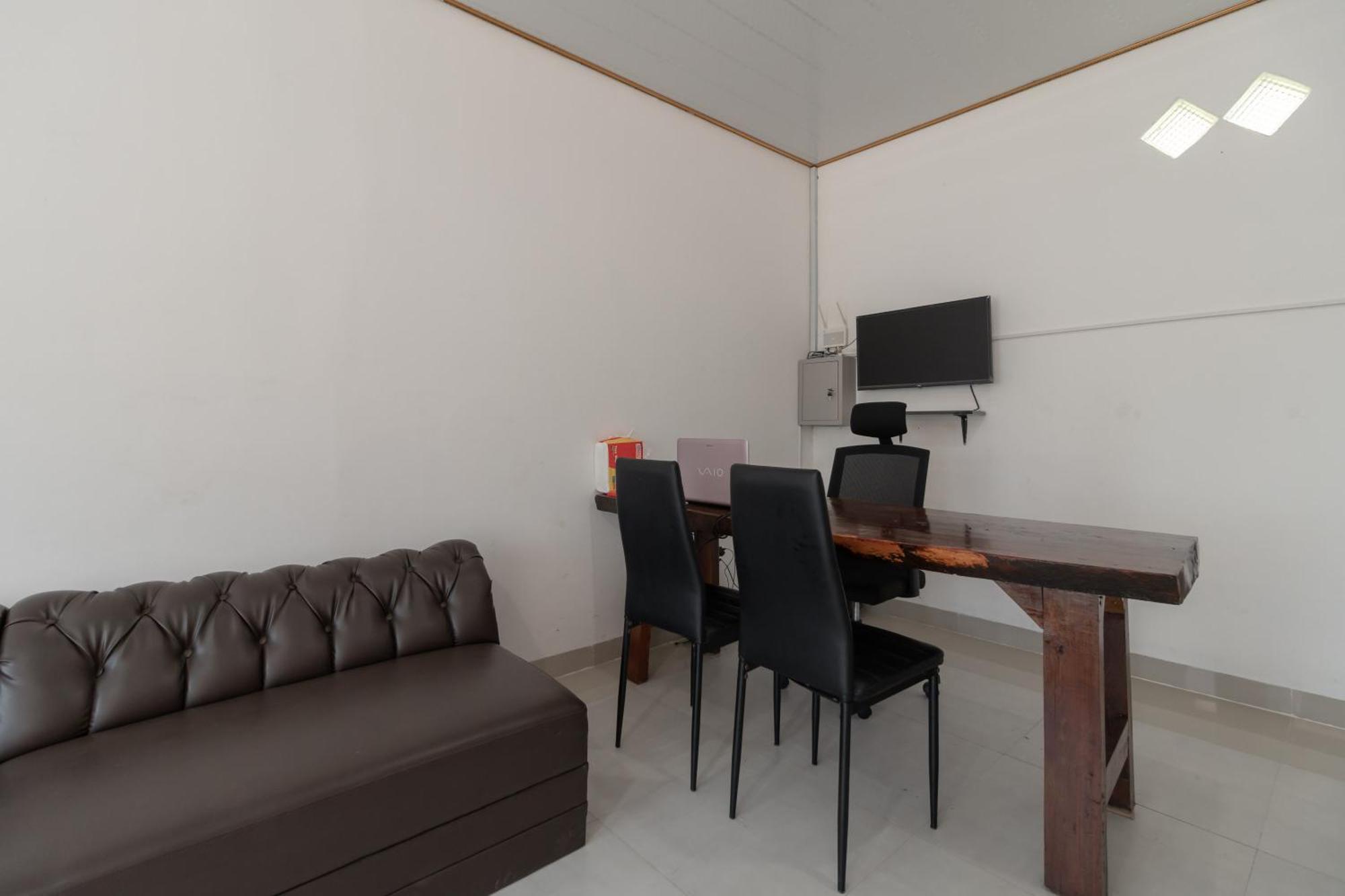 Reddoorz Syariah Near Jakabaring Sport City Palimbão Exterior foto