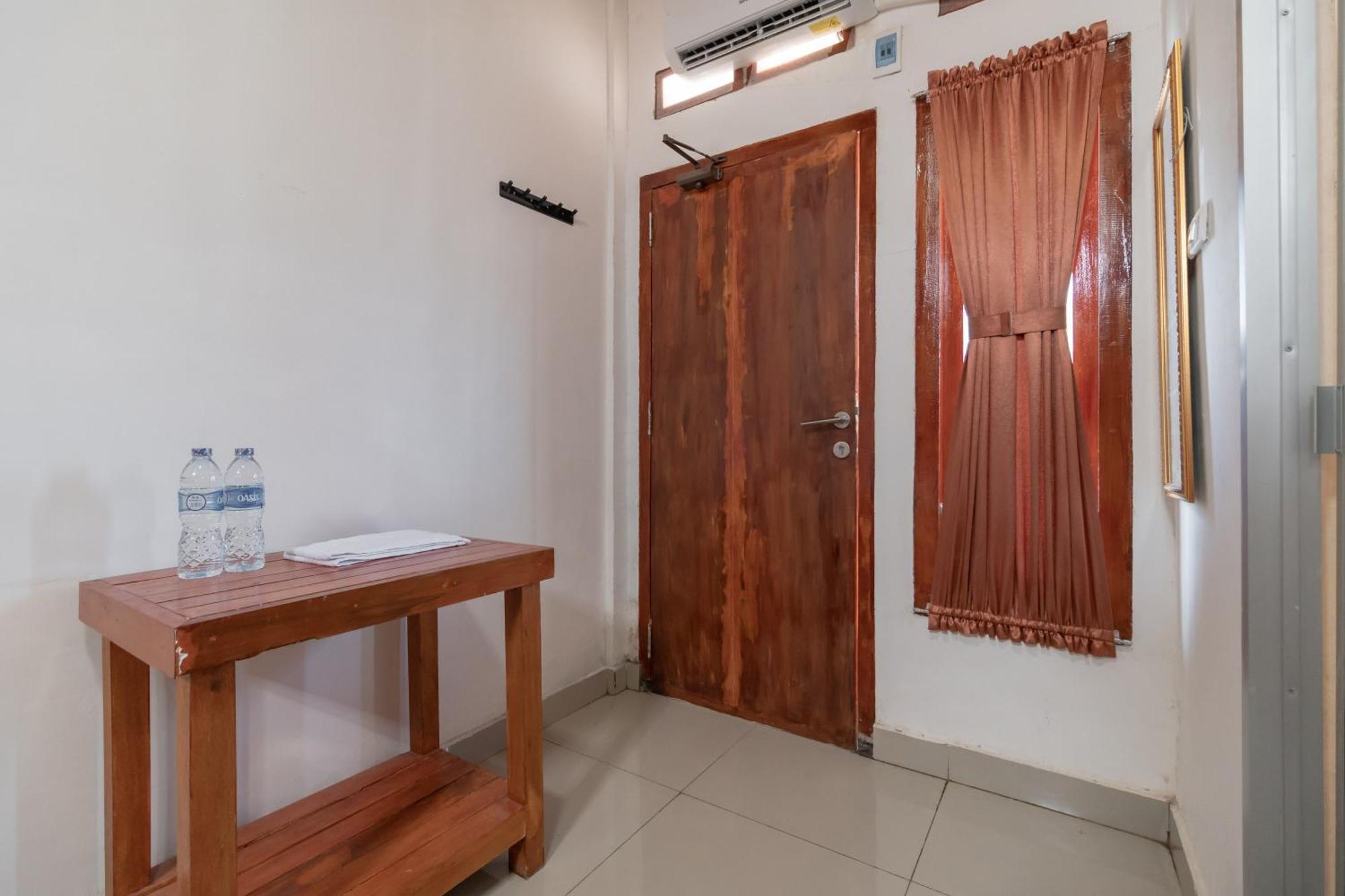 Reddoorz Syariah Near Jakabaring Sport City Palimbão Exterior foto