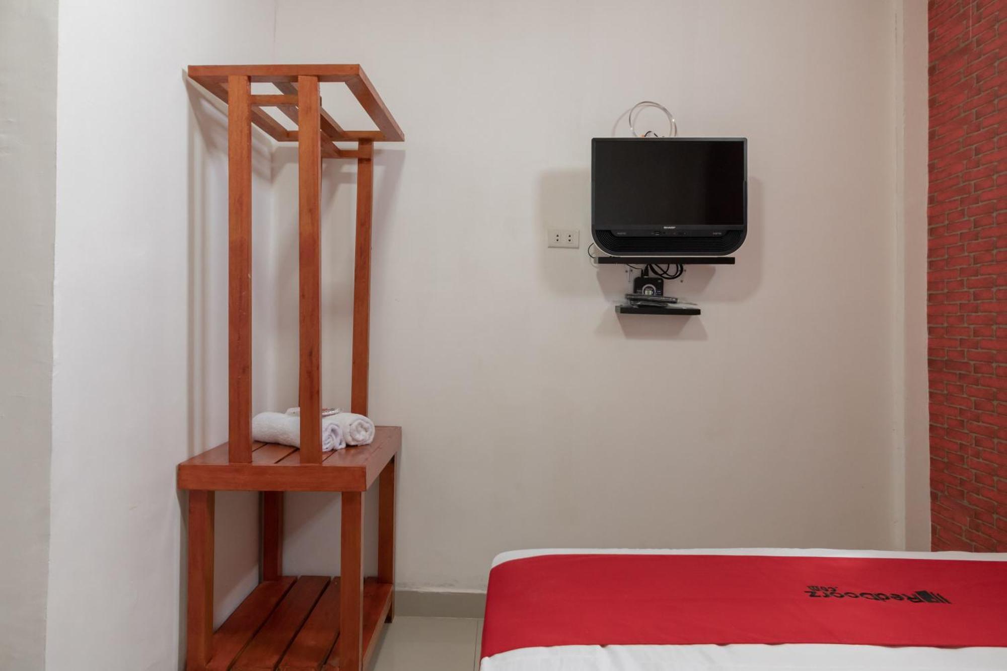 Reddoorz Syariah Near Jakabaring Sport City Palimbão Exterior foto